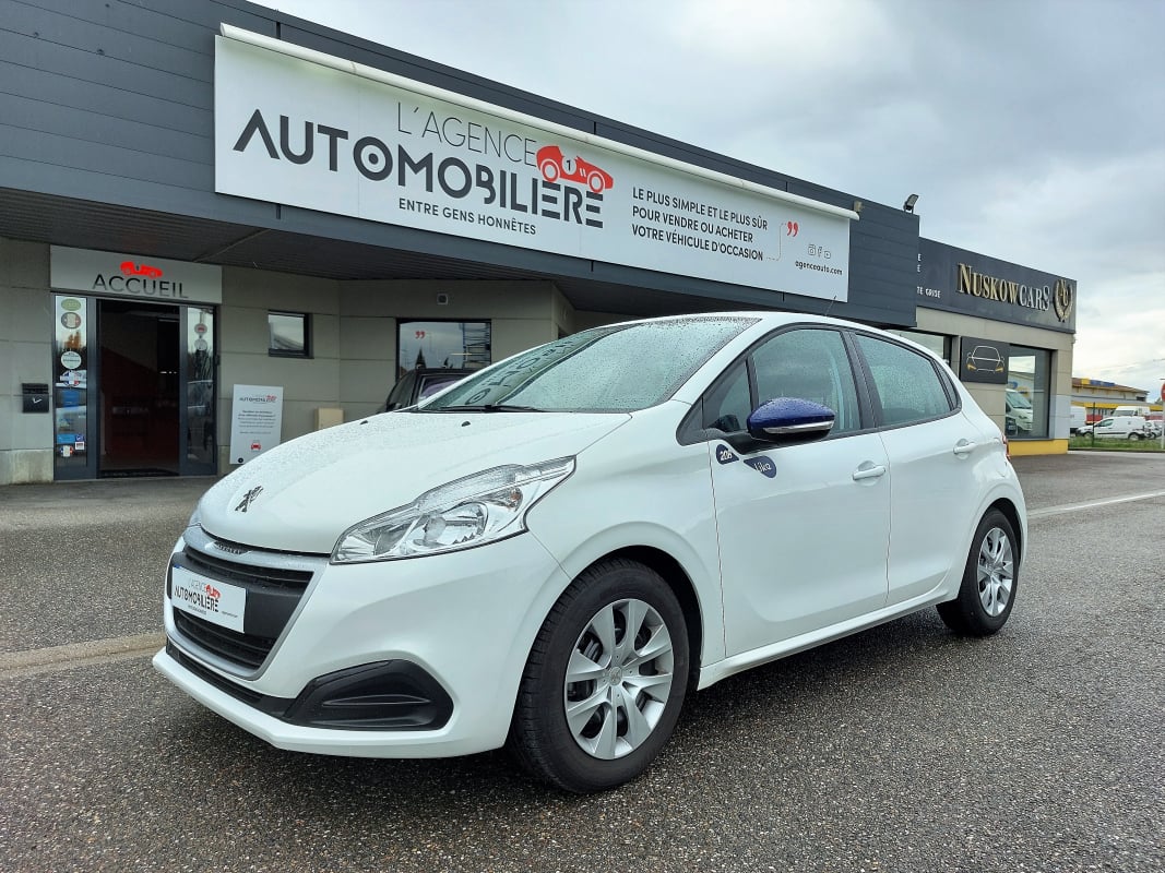 Peugeot 208 PureTech 68ch BVM5 Like 5p — 1