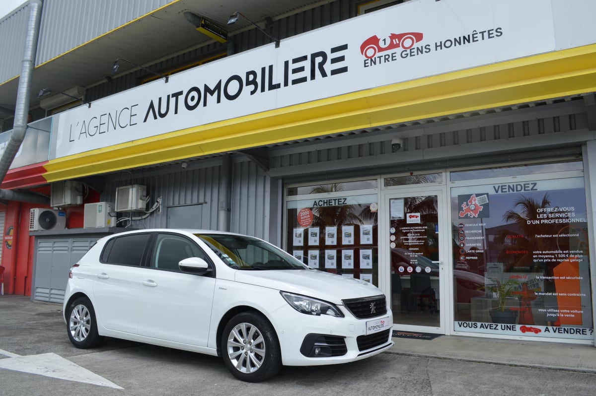 Peugeot 308 1.2 PureTech 110ch E6 — 1