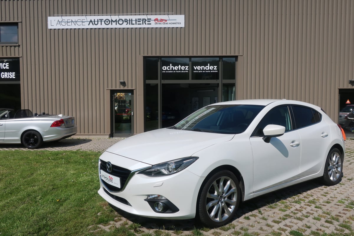 Mazda Mazda 3 Hatchback 2.0 16V Urban Limited 120Cv — 1