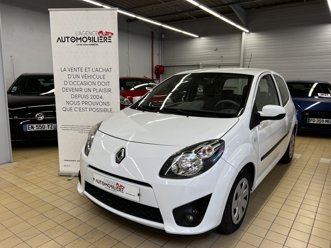 Renault Twingo 1.5 DCI 65 AUTHENTIQUE — 1