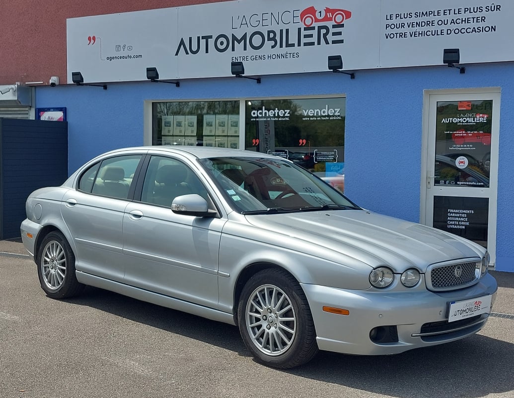 Jaguar X-Type 2.2 D EXECUTIVE BVA — 1