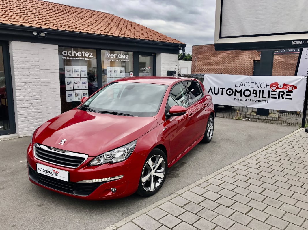 Peugeot 308 II 1.6 BLUEHDI 100 S&S STYLE — 1