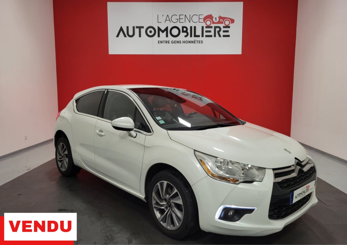 Citroen DS4 2.0 HDI 150 SPORT CHIC — 1