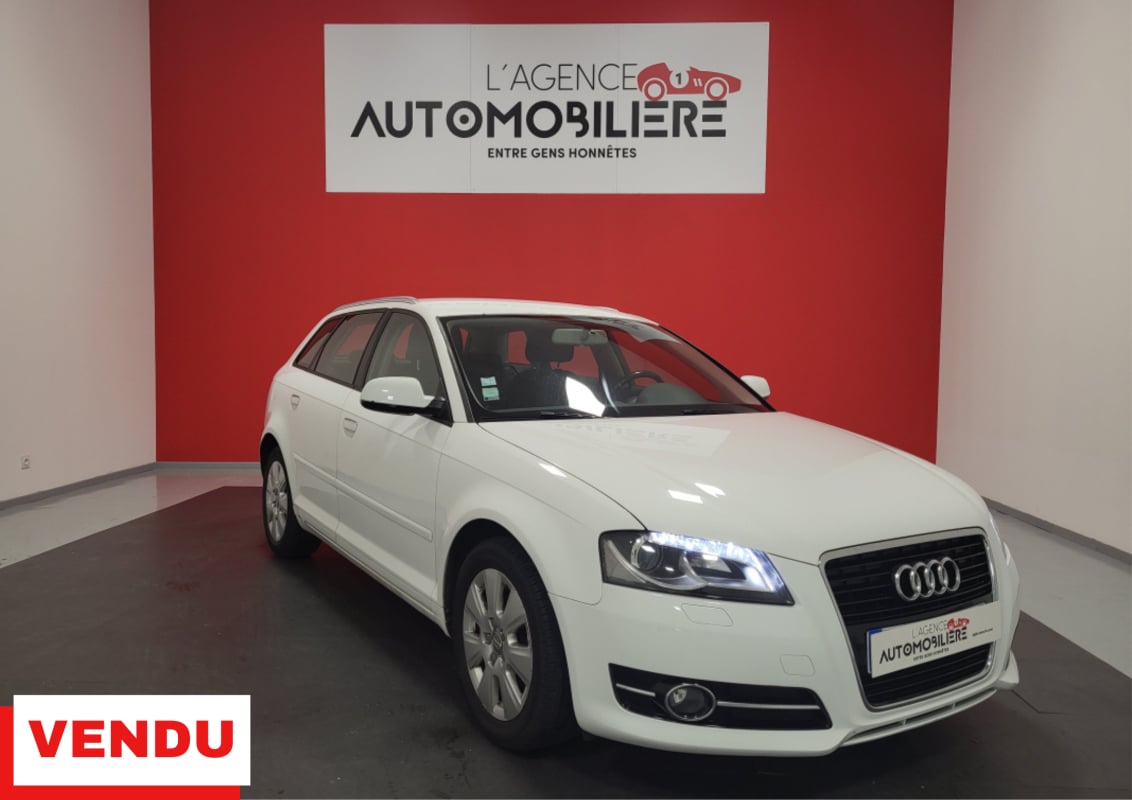 Audi A3 SPORTBACK 1.6 TDI 105 AMBIENTE START-STOP — 1