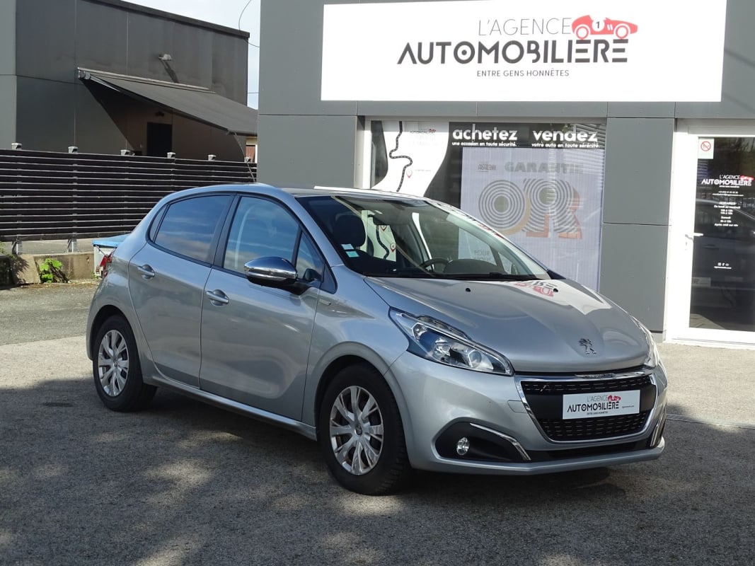 Peugeot 208 Phase 2 1.6 Blue HDi 100 ch Urban Soul BVM5 - GPS — 1