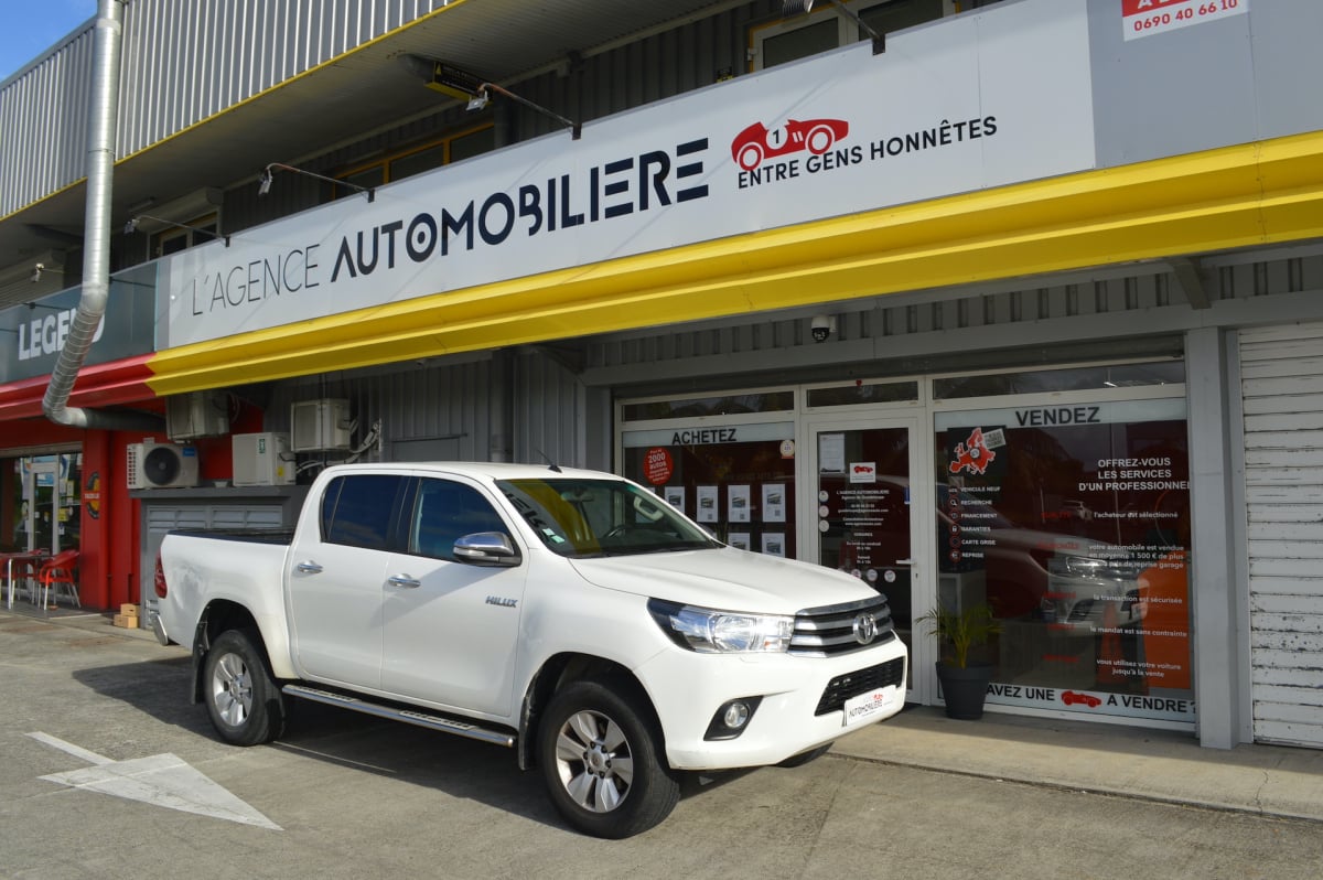 Toyota Hilux 2.4 D-4D 150ch Double Cabine Lounge 4WD BVA — 1