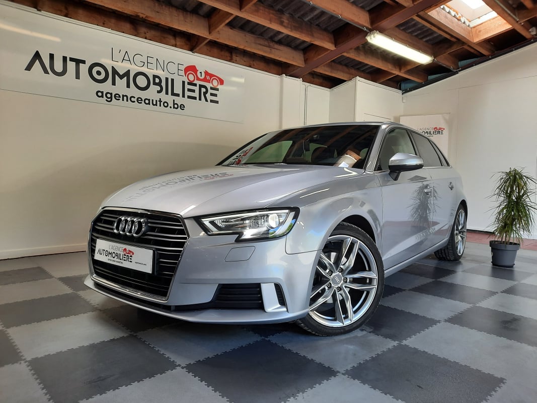 Audi A3 Sportback 1.6 TDi Sport 110Ch Boite manuelle 6V/ Garantie 12 Mois — 1