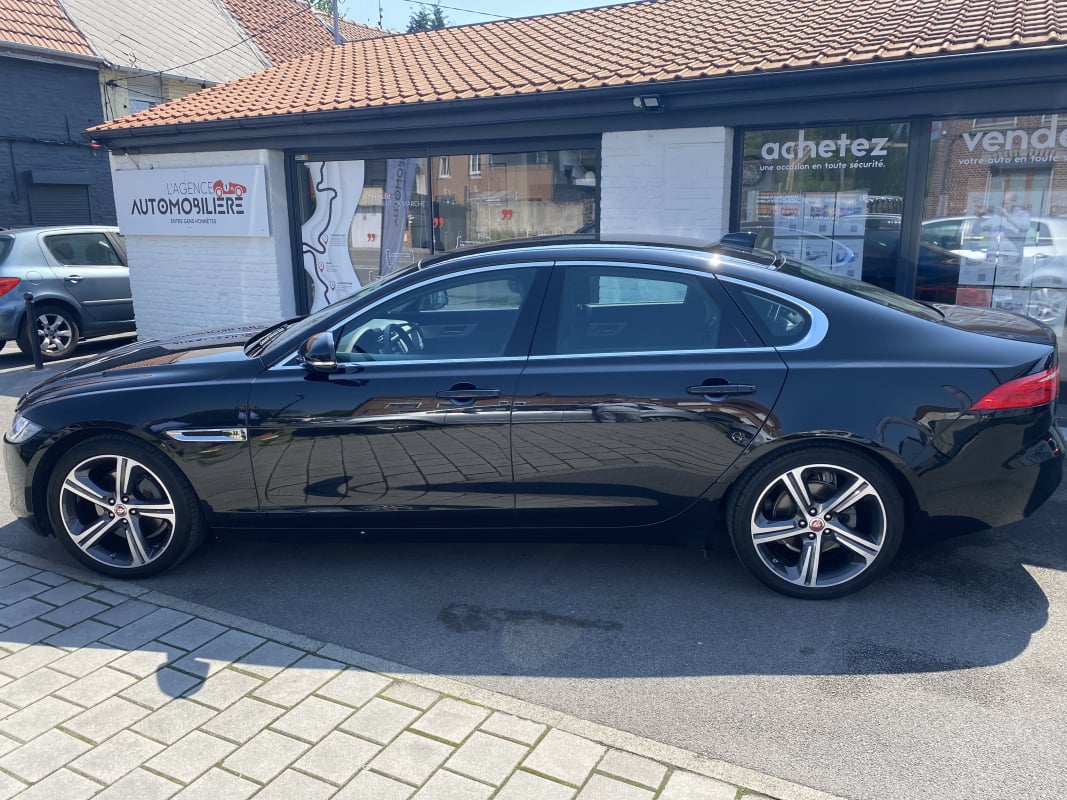Jaguar XF 2.0 D - 163 ch BVA E-Performance Business Prestige — 1