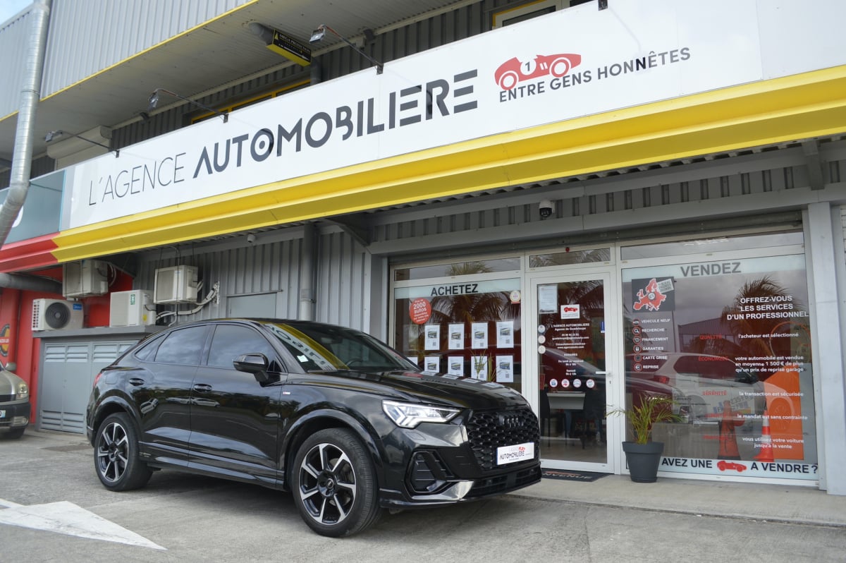 Audi Q3 SPORTBACK 35 TFSI 150 H S LINE S TRONIC 7 — 1