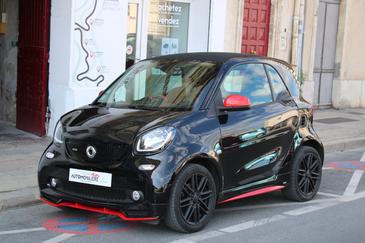 Smart For Two SMART BRABUS PACK URBANLAVA 1.0 T 70 SERIE LIMITE (CRITAIR 1, CAMERA DE RECUL, GPS ...) — 1
