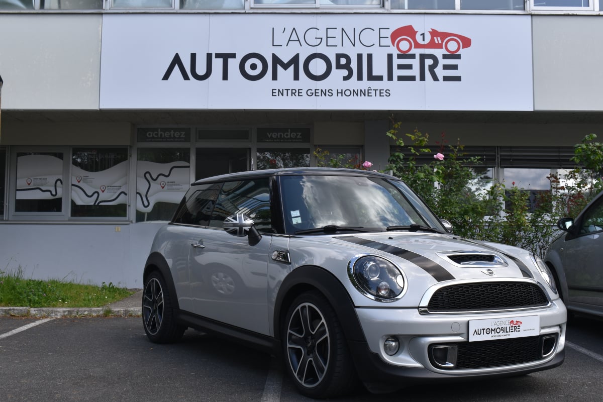Mini Cooper 2 (R56) LCI Cooper SD 2.0 D 16V 143 cv — 1