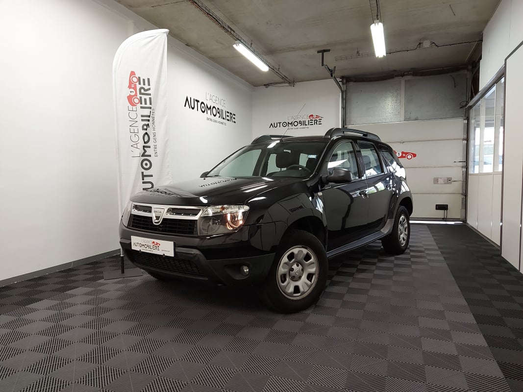 Dacia Duster 1.5 DCI 110 LAUREATE 4X2 — 1