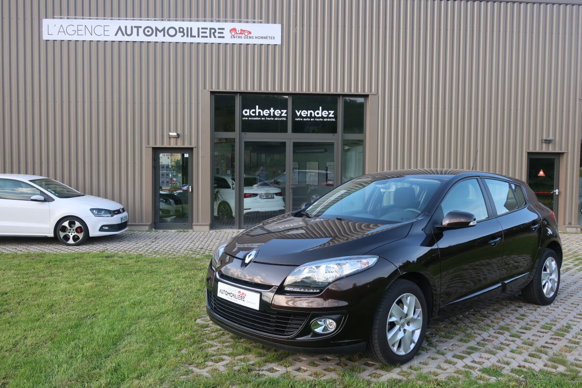 Renault Megane 1.6 16V Paris 110Cv — 1