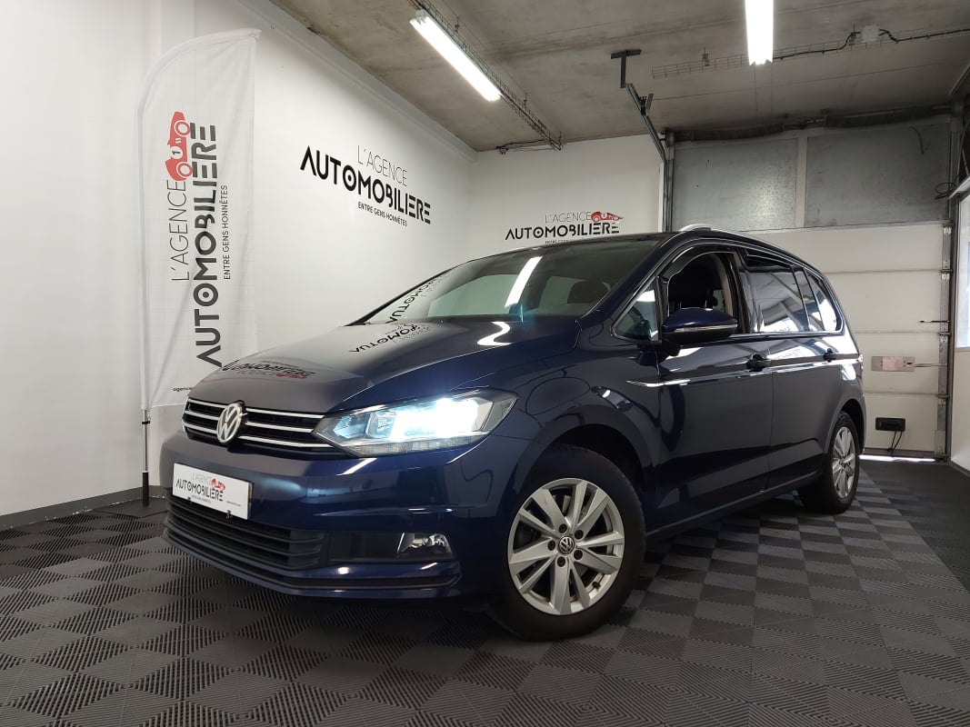 Volkswagen Touran III 1.5 TSI 150 EVO BLUEMOTION TECHNOLOGY CONFORTLINE DSG7 — 1