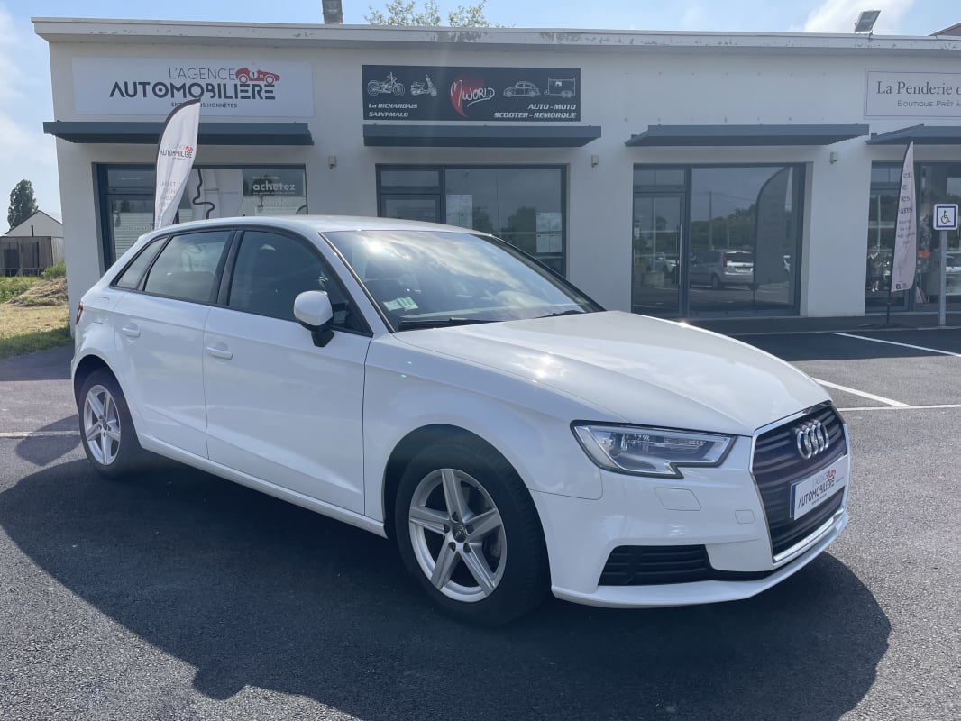 Audi A3 SPORTBACK BUSINESS LINE TDI 115 CV — 1