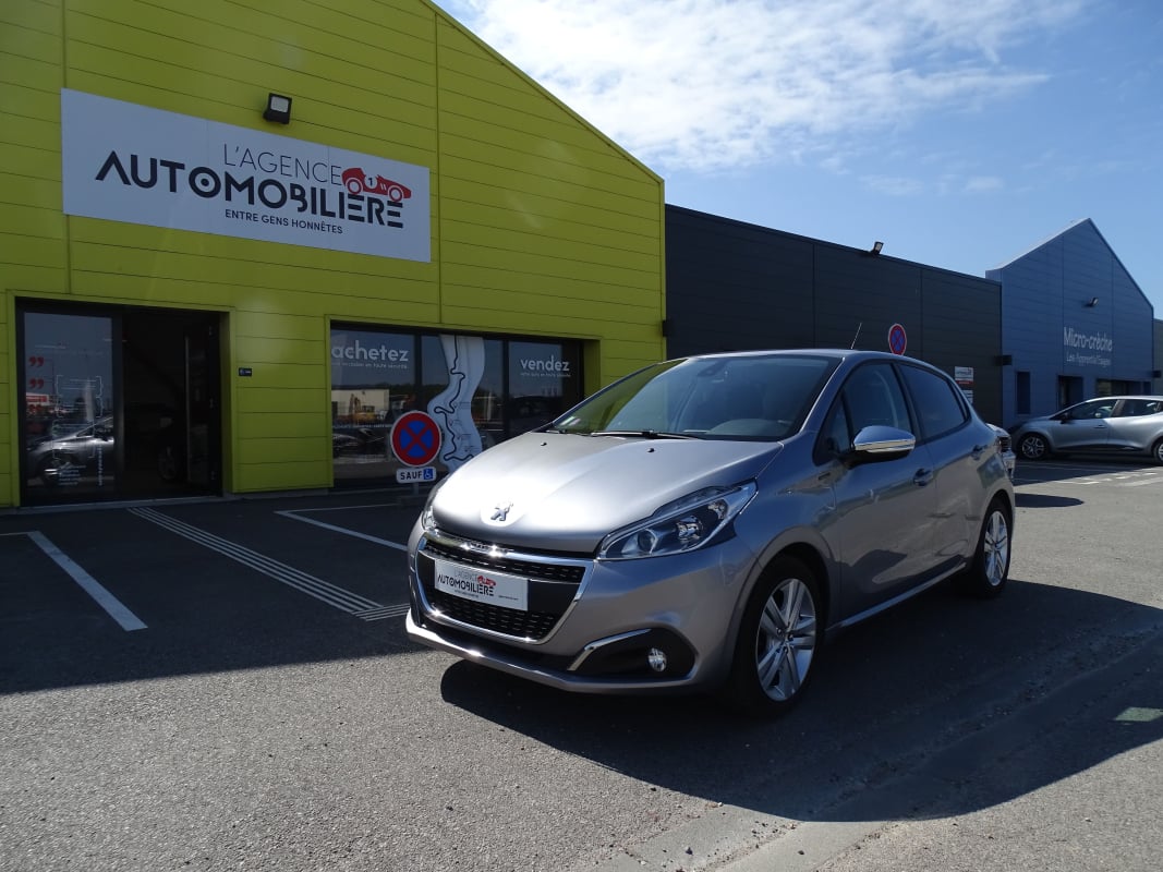 Peugeot 208 1.2l PureTech Signature S&S — 1