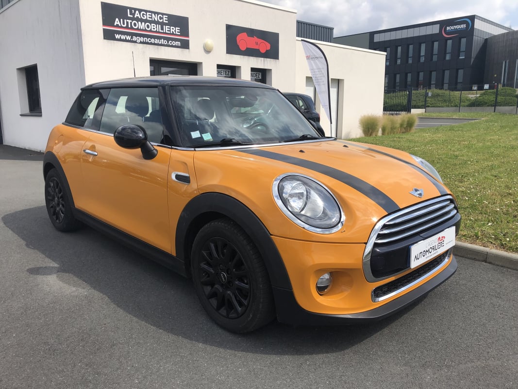 Mini Mini (F56) 3 Portes Cooper 1.5 i 12V 136ch Red Hot Chili — 1
