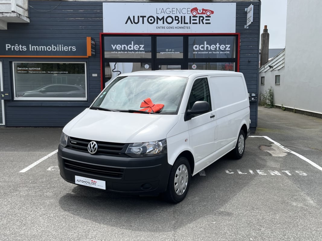 Volkswagen Transporter Van aménagé T5 2L TDI 115 BVM5 — 1