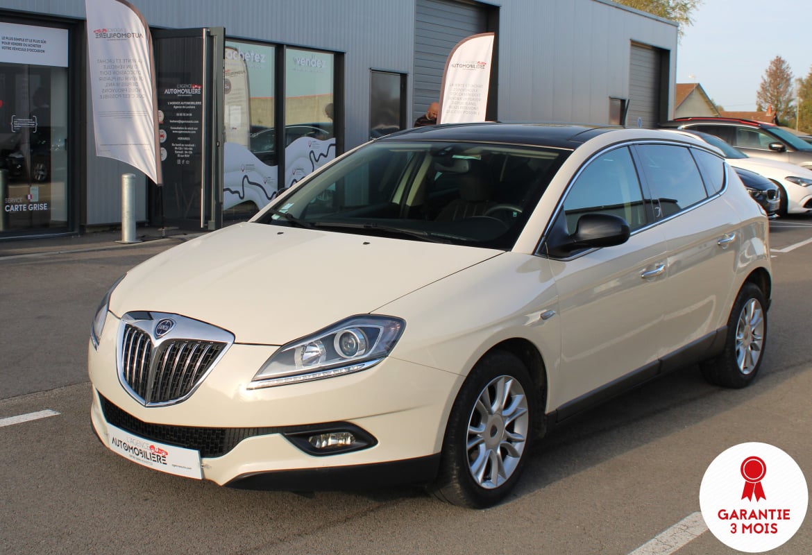 Lancia Delta 1.4 PLATINO 120 — 1