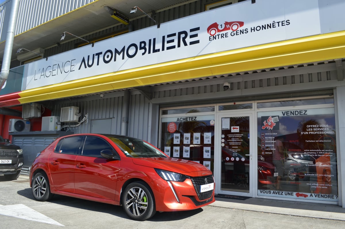 Peugeot 208 1.2 PureTech 100ch Allure EAT8 — 1