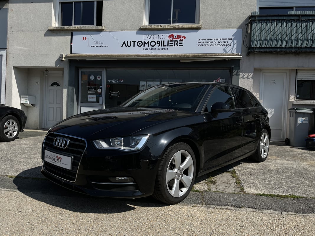 Audi A3 1.4 TFSi 122 Ambition Luxe Toit ouvrant — 1