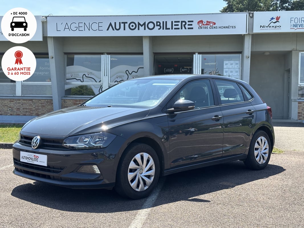 Volkswagen Polo VI 1.0 65ch TRENDLINE 5P — 1