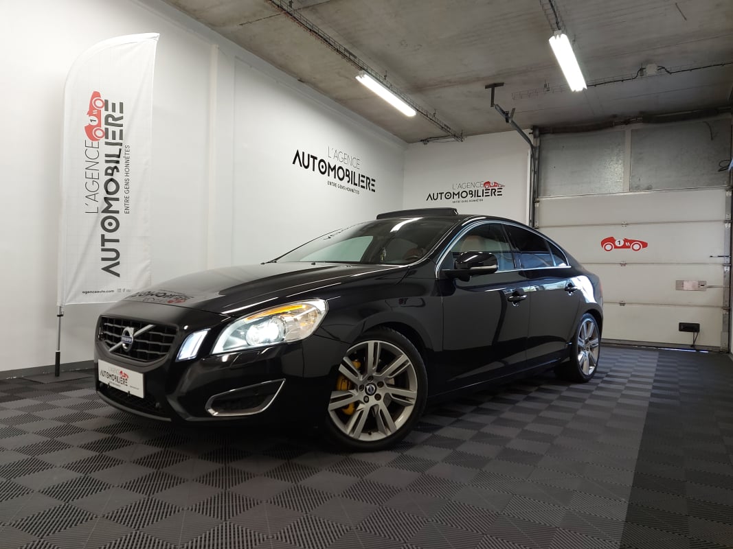 Volvo S60 II T6 AWD 304 SUMMUM GEARTRONIC — 1