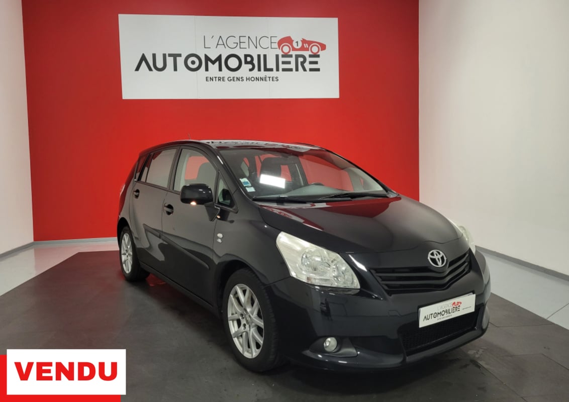 Toyota Verso 2.2 DCAT 150 LOUNGE BVA 7 PLACES GARANTIE 6 MOIS — 1