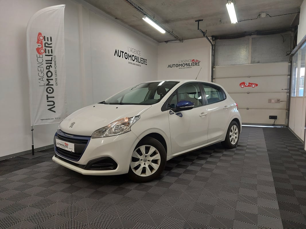 Peugeot 208 (2) 1.0 PURETECH 68 LIKE 5P + HISTORIQUE COMPLET — 1