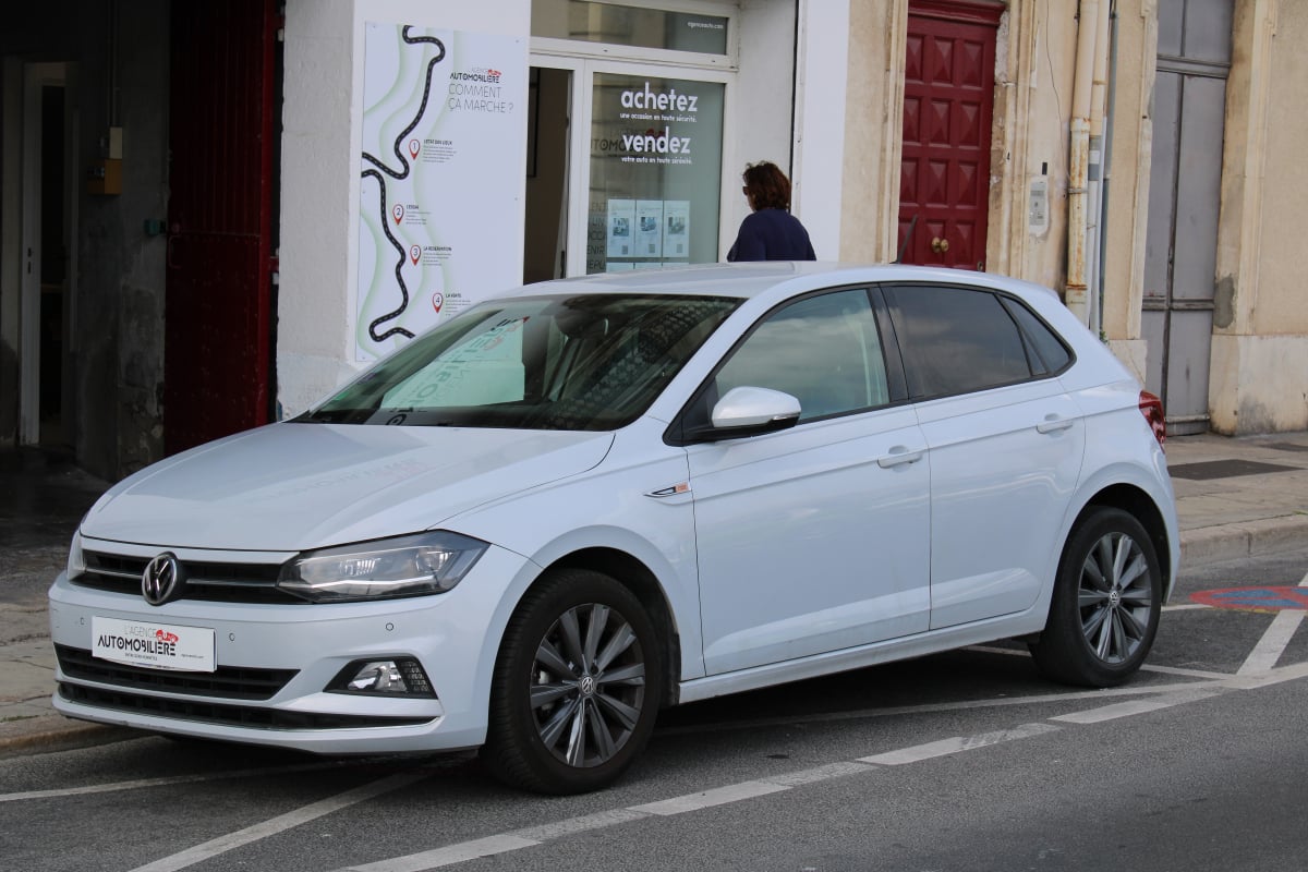 Volkswagen Polo 1.0 TSI 95 COPPER LINE (Critair 1, Entretien complet VW, caméra de recul, CarPlay,..) — 1