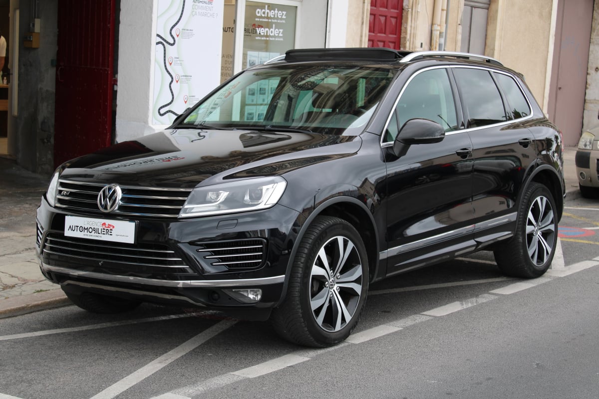 Volkswagen Touareg 3.0 TDI 260 R-LINE ULTIMATE 4MOTION TIPTRONIC BVA (Attelage électrique, Gps, Caméra 360° ...) — 1