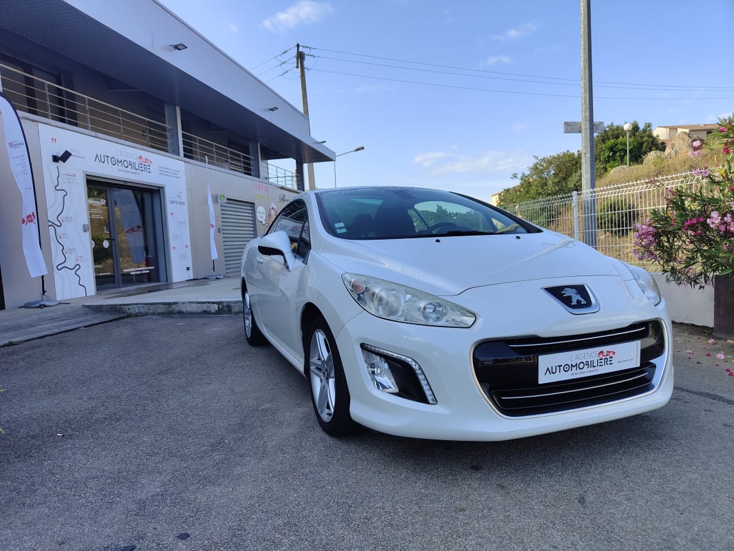 Peugeot 308 CC 1.2 TCE 120 féline — 1