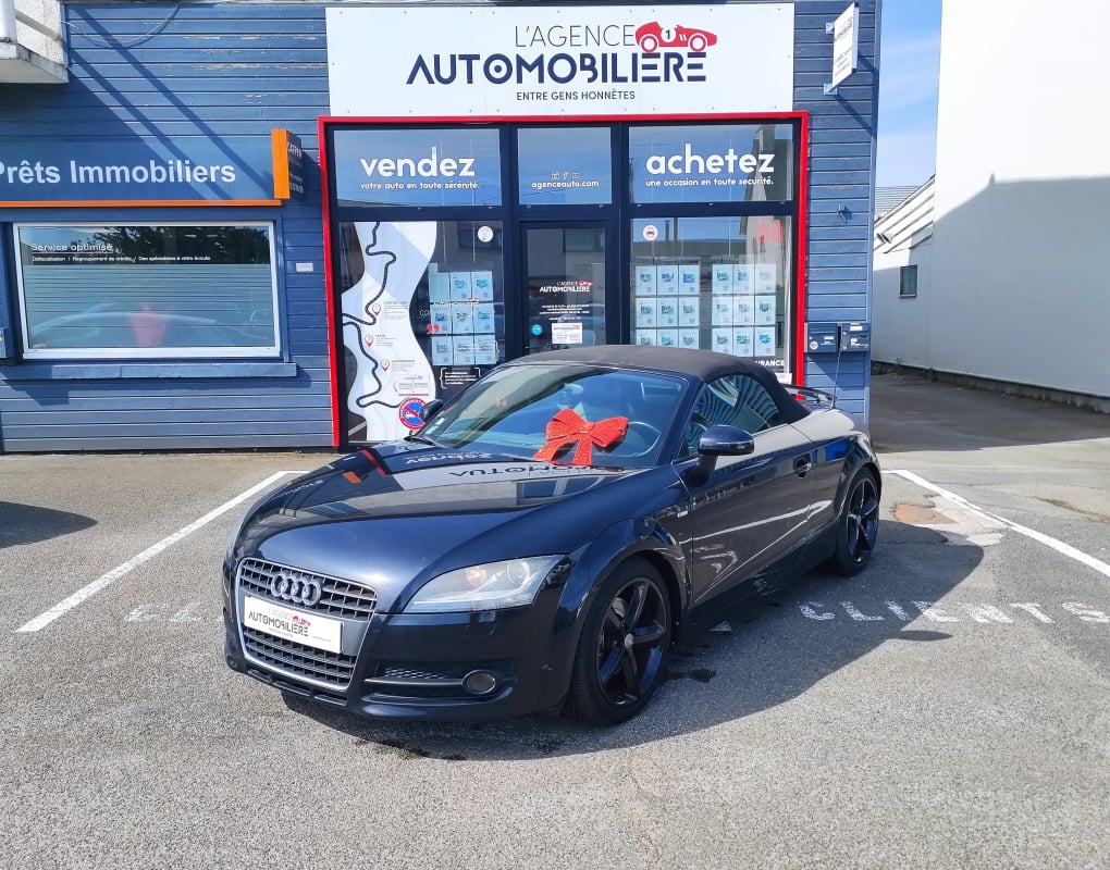 Audi TT Cabriolet 2.0 TFSi 200 cv BVM6 — 1