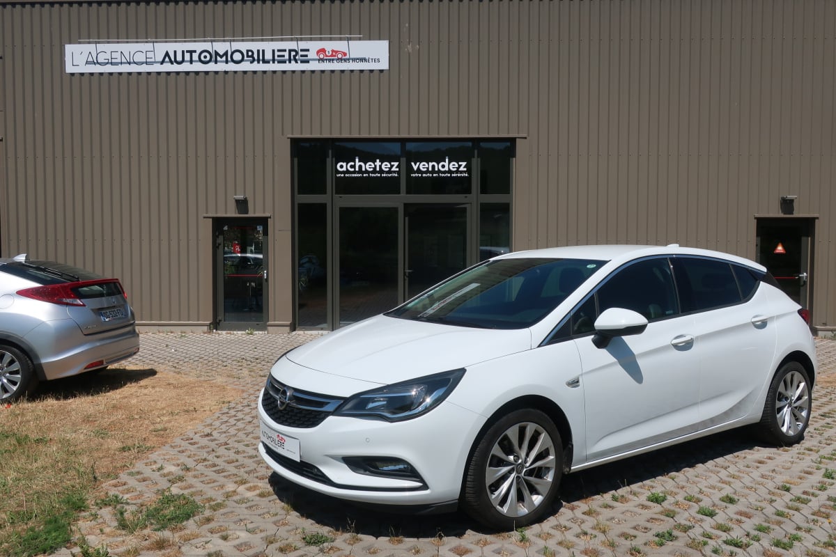 Opel Astra 1.4 i 16V Turbo Elite 125Cv — 1