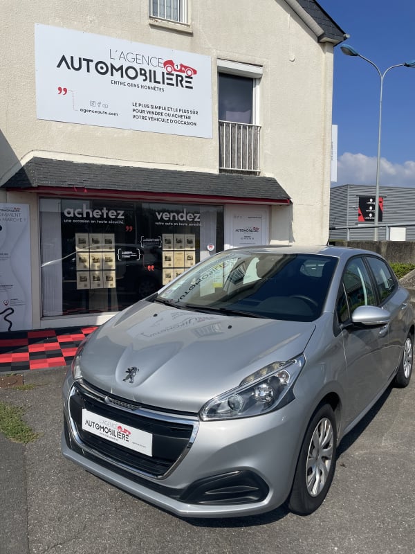 Peugeot 208 1.2 68CH ACTIVE 5 PORTES — 30