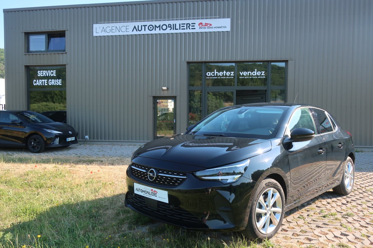 Opel Corsa 1.2 i 12V Turbo Elegance 100Cv — 1