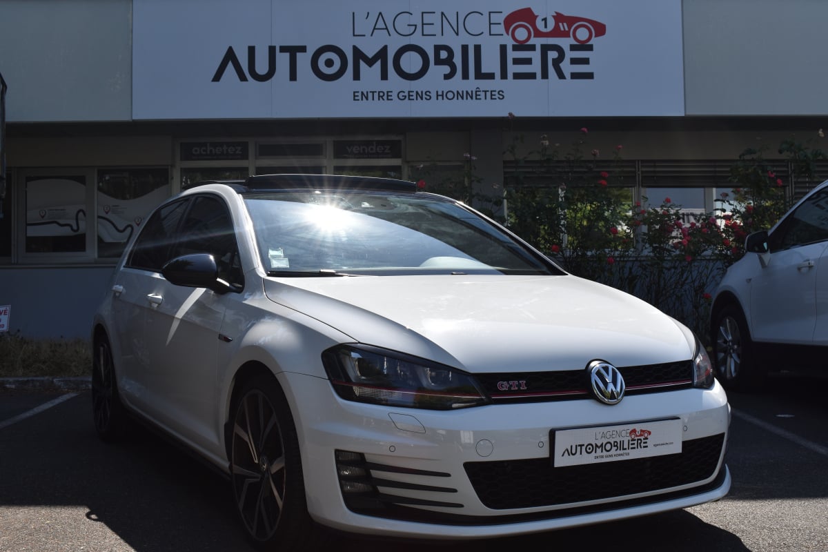 Volkswagen Golf VII GTI Performance 5 Portes 2.0 TSI DSG6 Stage 1 320cv — 1