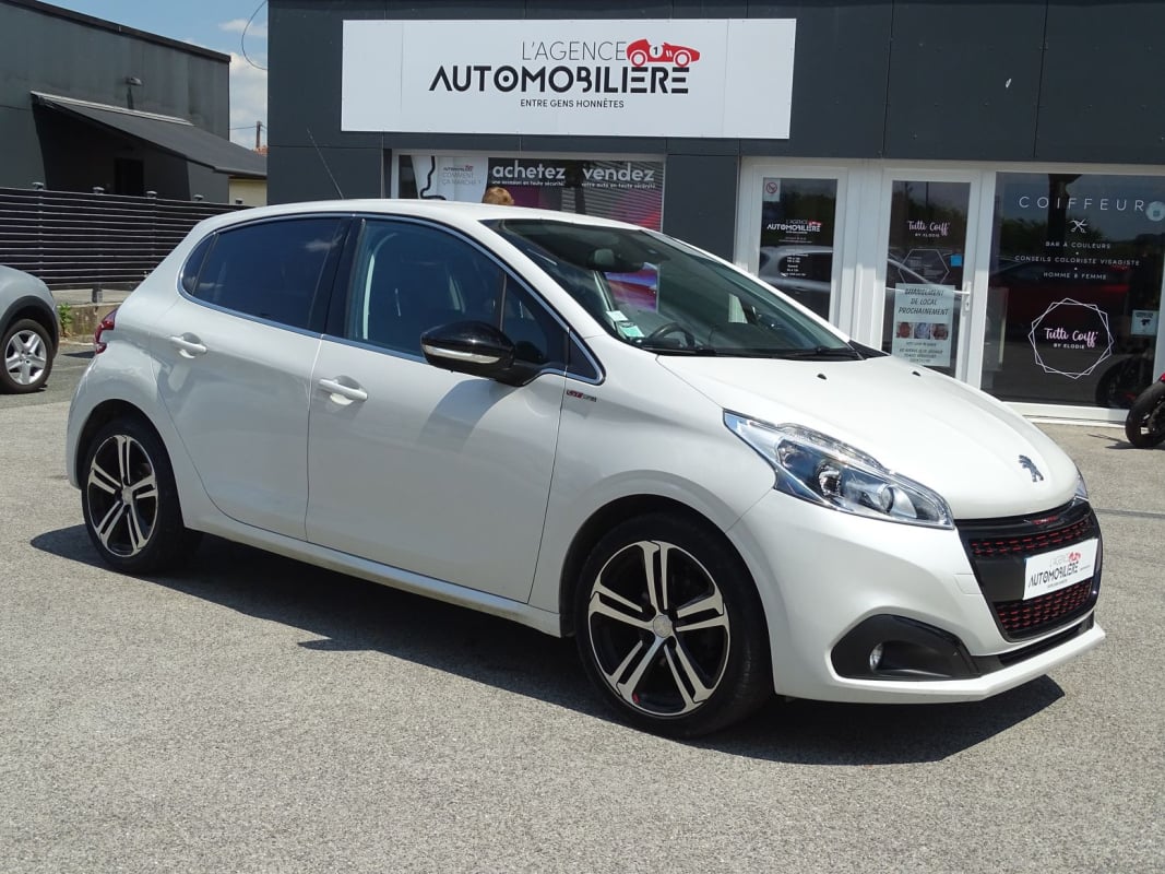 Peugeot 208 1.2 PURETECH 110 CV GT LINE EAT6 — 1