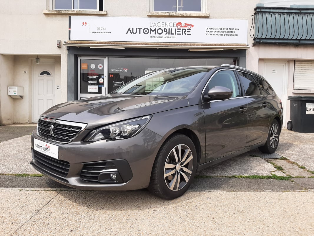 Peugeot 308 SW Phase II 1.5 BlueHDi 16V S&S 130 cv — 1