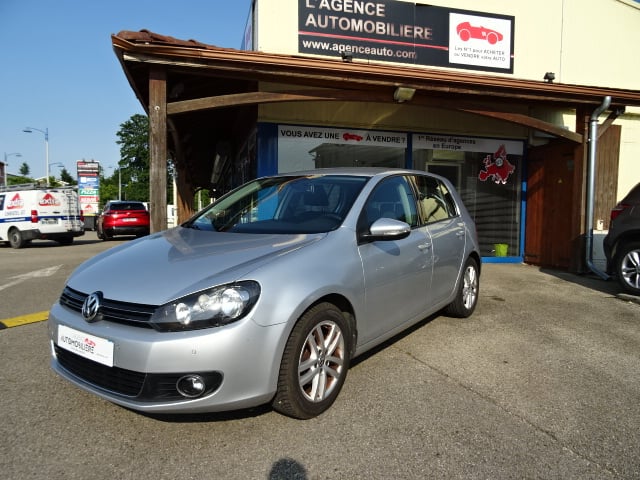 Volkswagen Golf 1.6 TDI 105 CARAT — 1