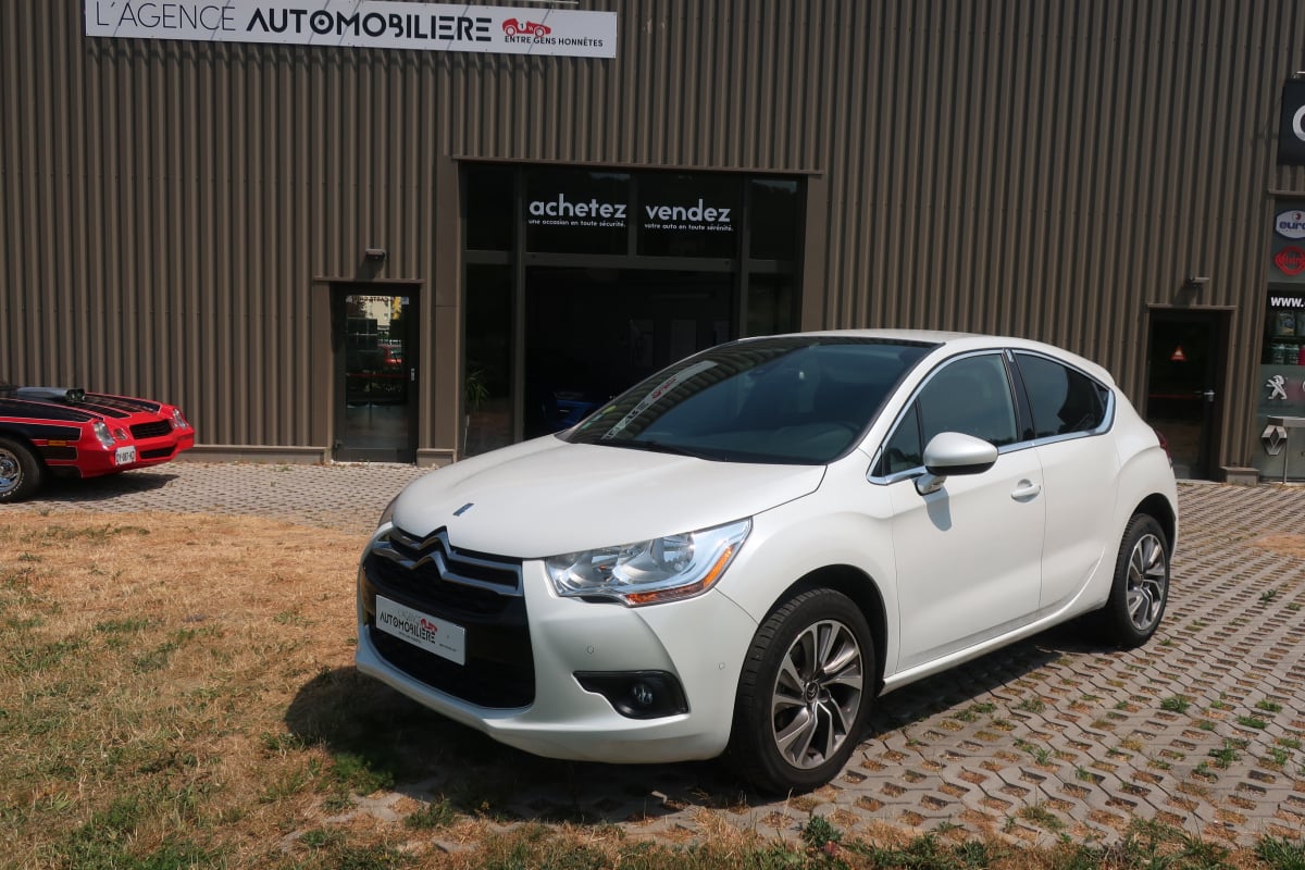 Citroen DS4 1.6 HDi Urban Show 114Cv — 1