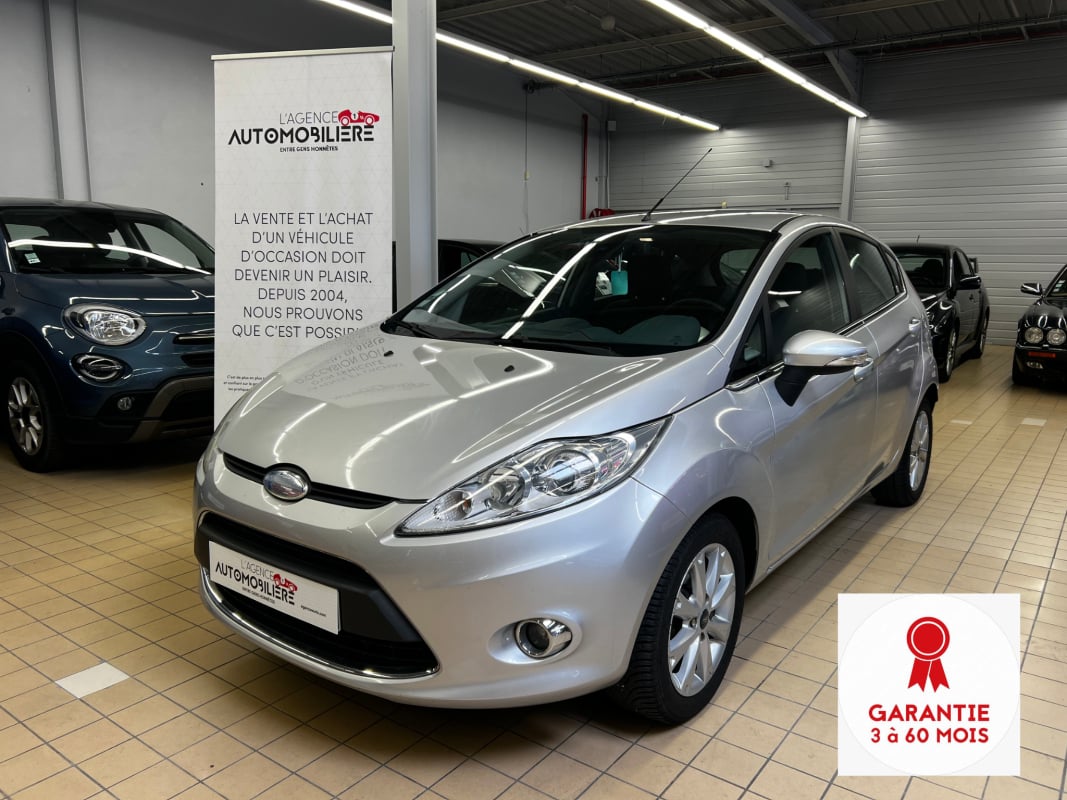 Ford Fiesta 1.4 95 TITANIUM — 1