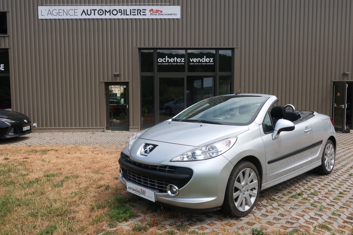 Peugeot 207 CC 1.6 16S Sport Pack 120Cv — 1