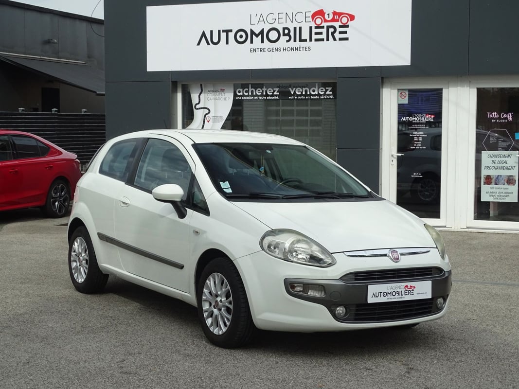 Fiat Punto EVO 1.3 MJT 75 ch DYNAMIC 3P BVM5 — 1