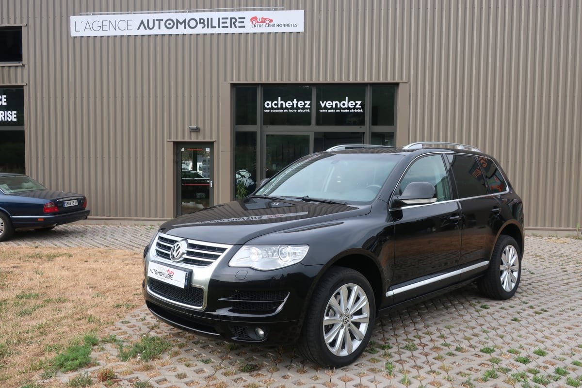 Volkswagen Touareg I Phase 2 3.0 TDi V6 24V Carat R Line 240Cv — 1