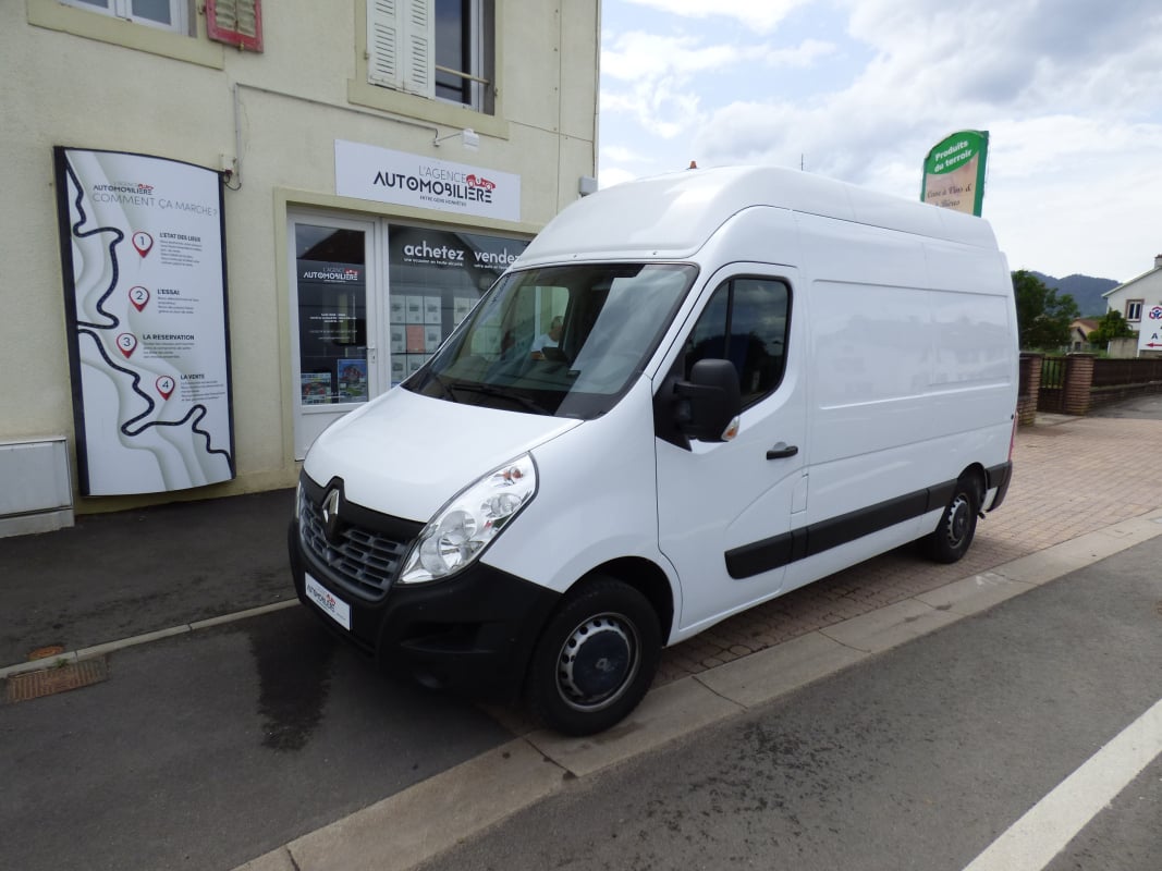Renault Master III Fourgon 2,3 DCI 130 35 L2H3 Grand-Confort BVM6 3 places TVA non récupérable — 1