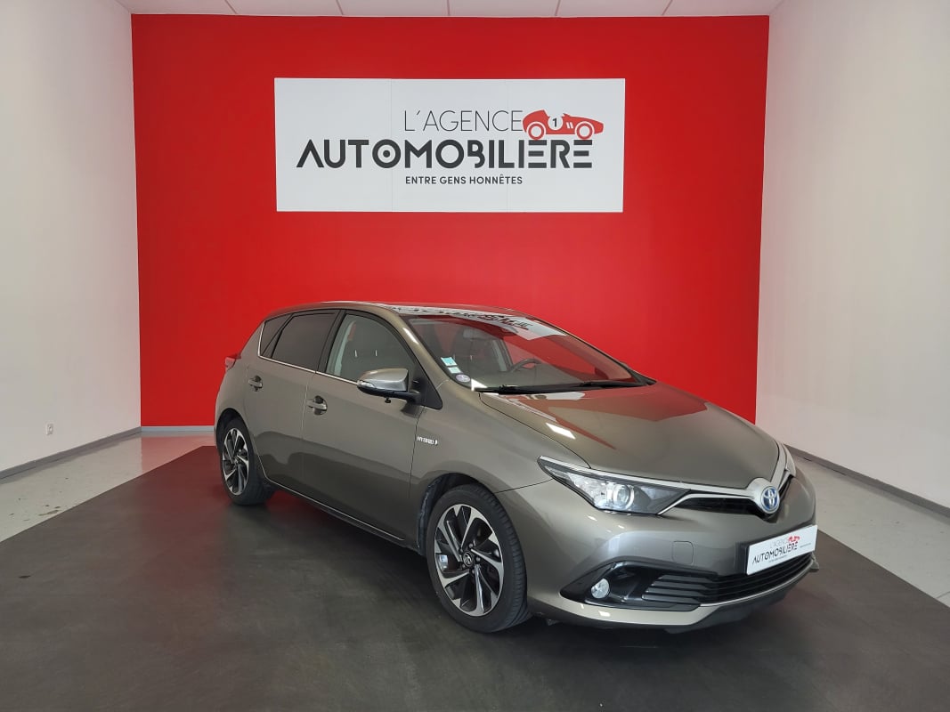 Toyota Auris AURIS 1.8 HSD 136H 100 HYBRID DESIGN BUSINESS GPS — 1