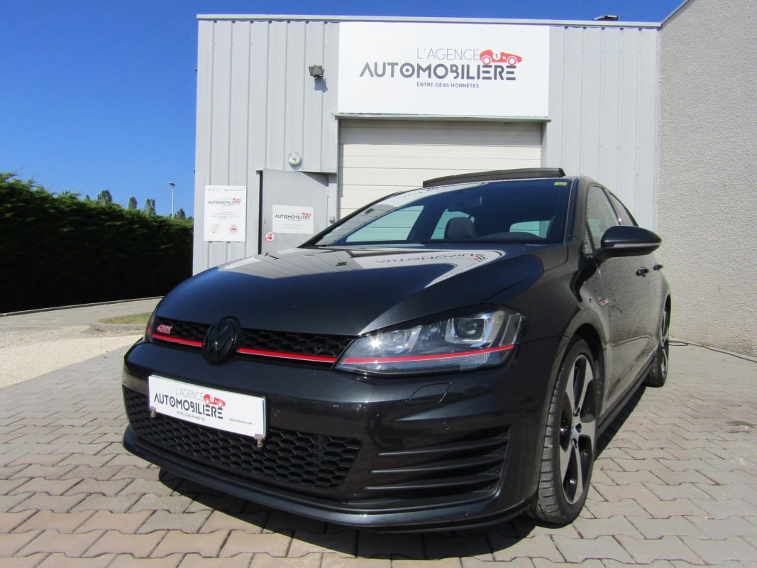 Volkswagen Golf 2.0TSI GTI 230CV Performance — 1