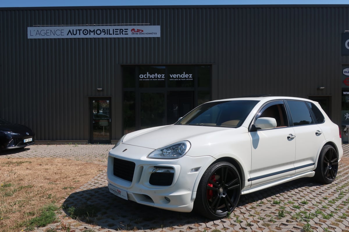 Porsche Cayenne GTS 405Cv — 1