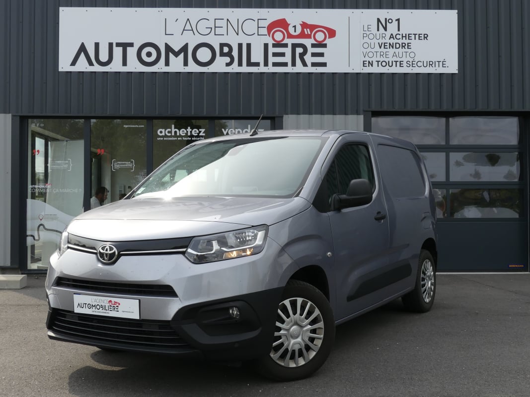 Toyota PROACE PROACE CITY BUSINESS 130 CV D — 1